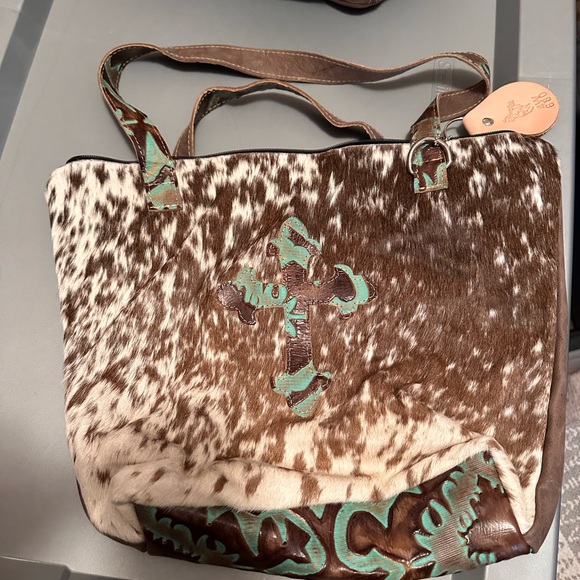 Purses - Picture 6 of 7